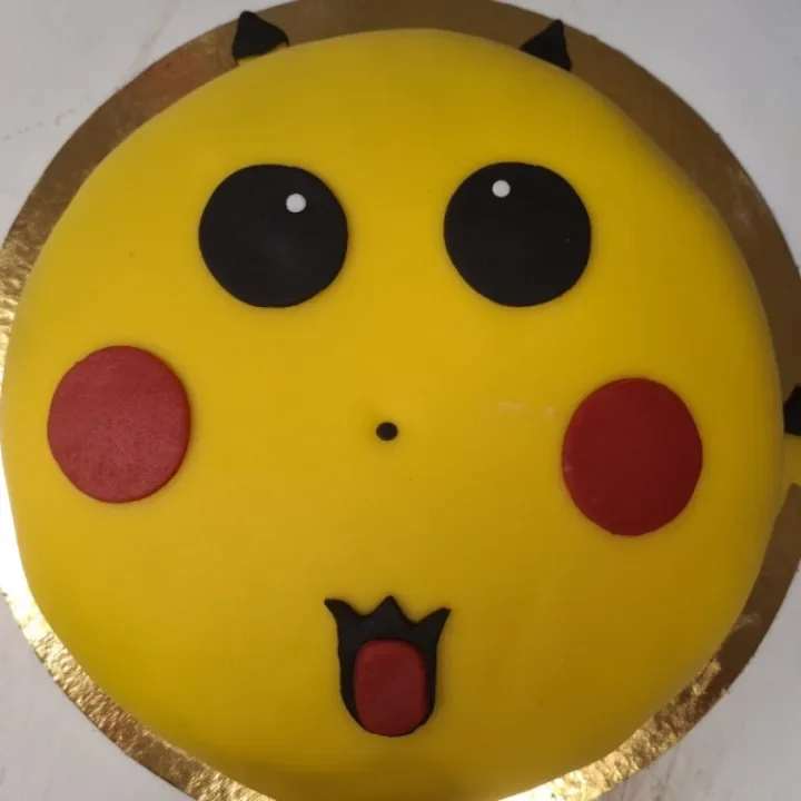 Pikachu tårta